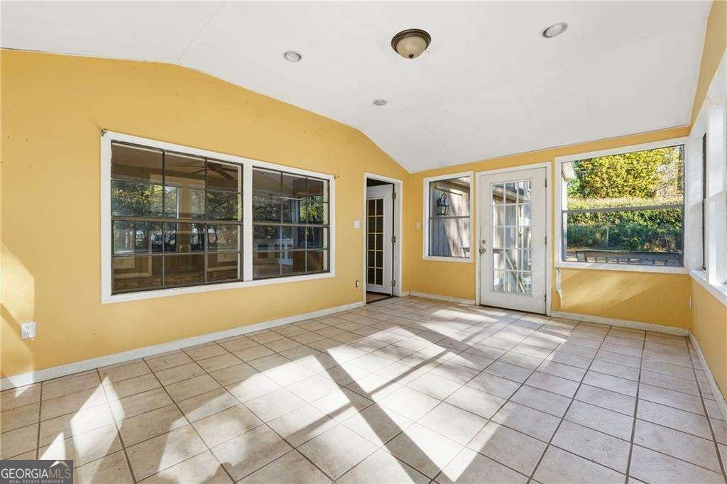 4170 Hurt Bridge Court Cumming - Photo 15