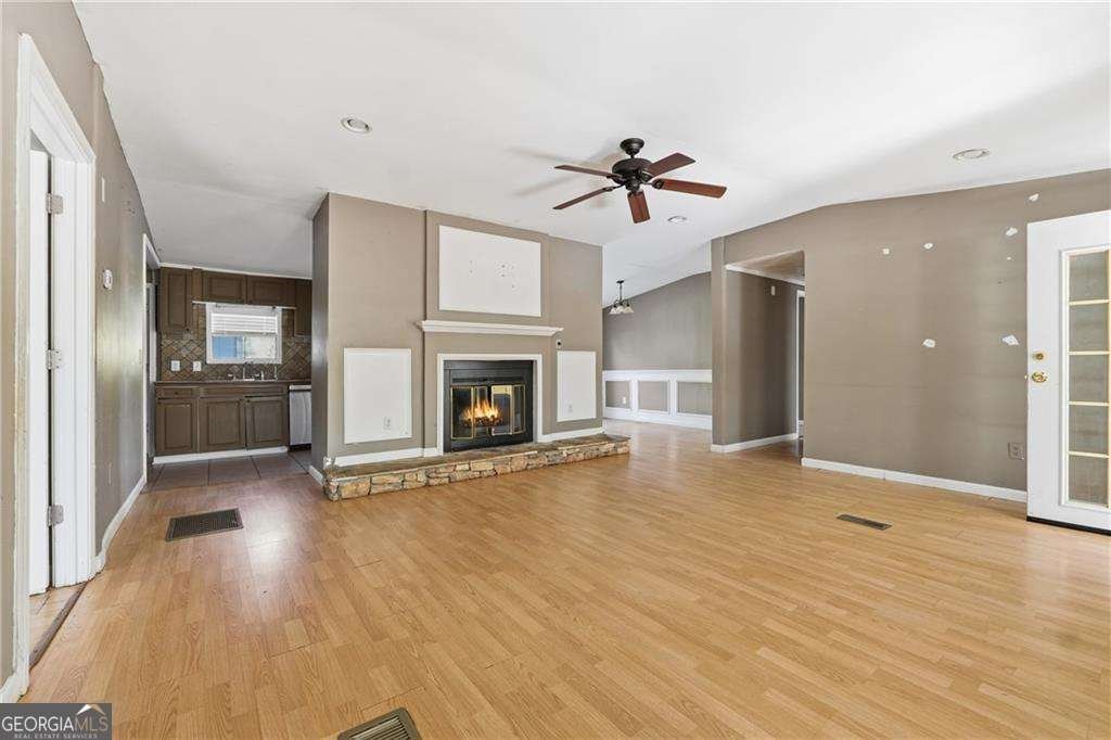 4170 Hurt Bridge Court Cumming - Photo 6