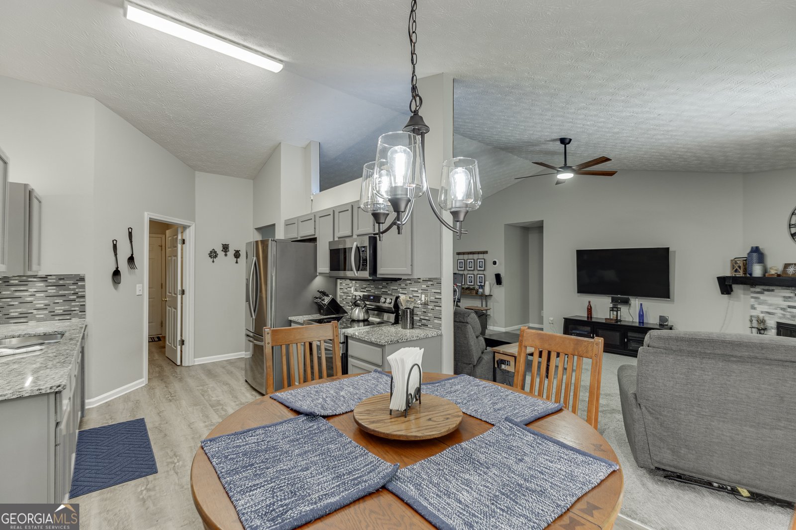 6211 Huntcliff Drive Flowery Branch - Photo 12