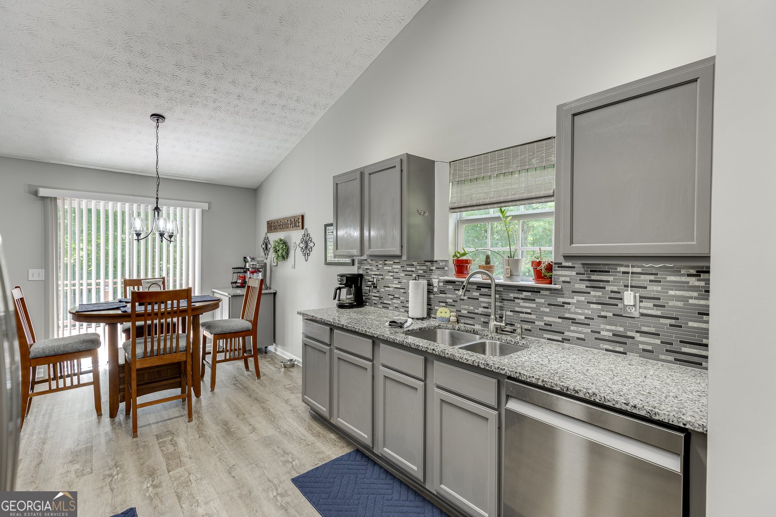 6211 Huntcliff Drive Flowery Branch - Photo 17