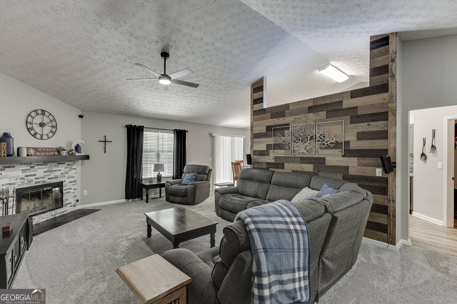 6211 Huntcliff Drive Flowery Branch - Photo 8