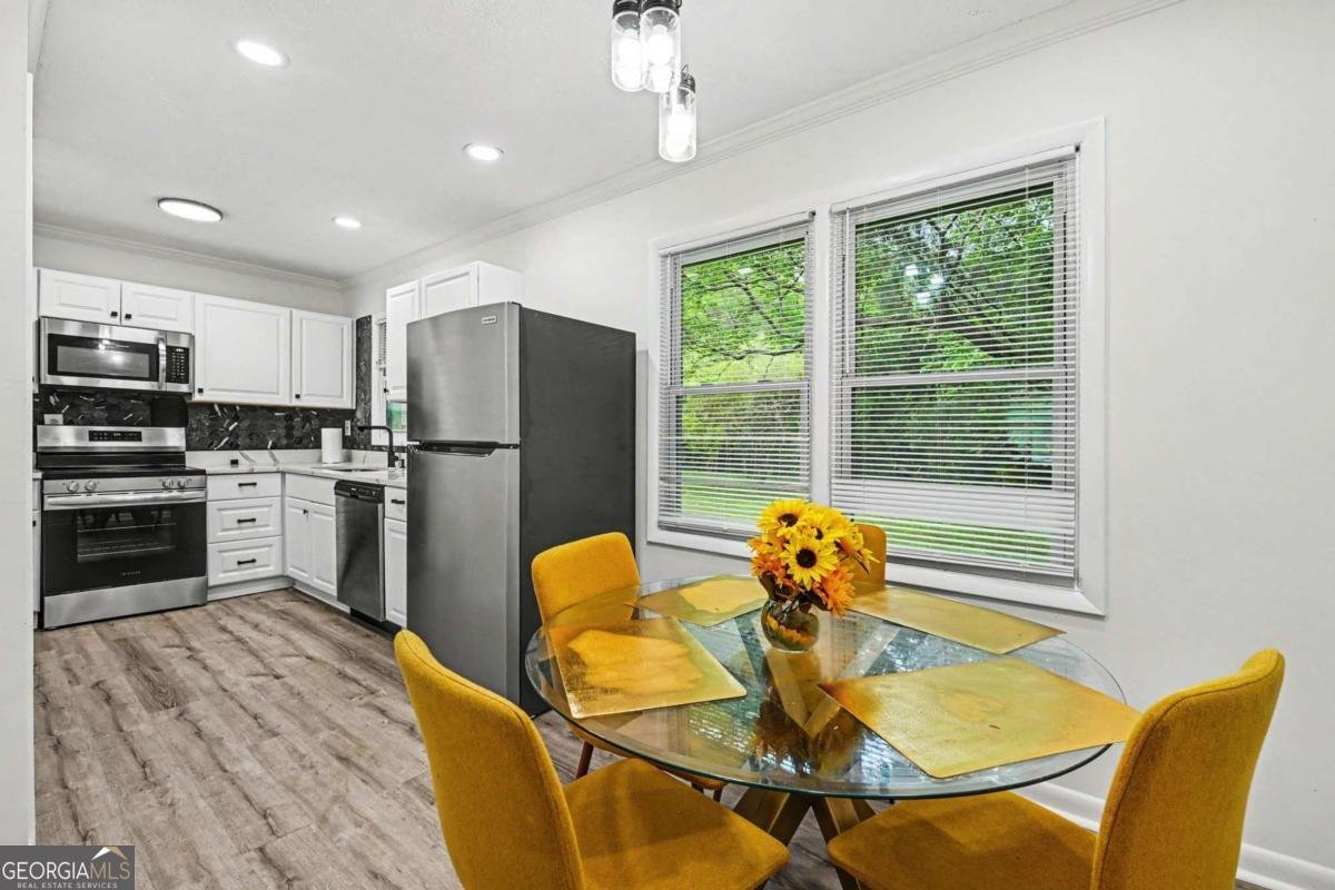 3042 Cottonwood Drive Atlanta - Photo 7