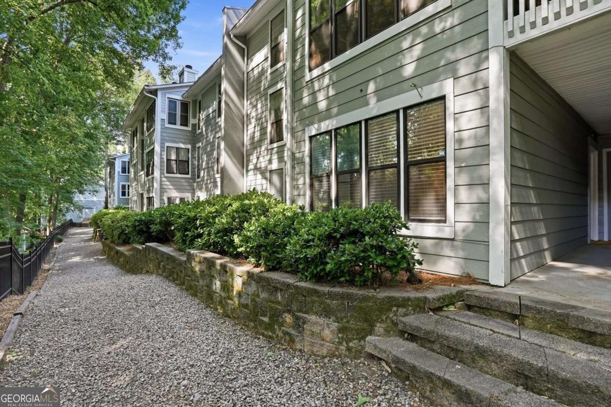 709 Summit North Drive Atlanta - Photo 19