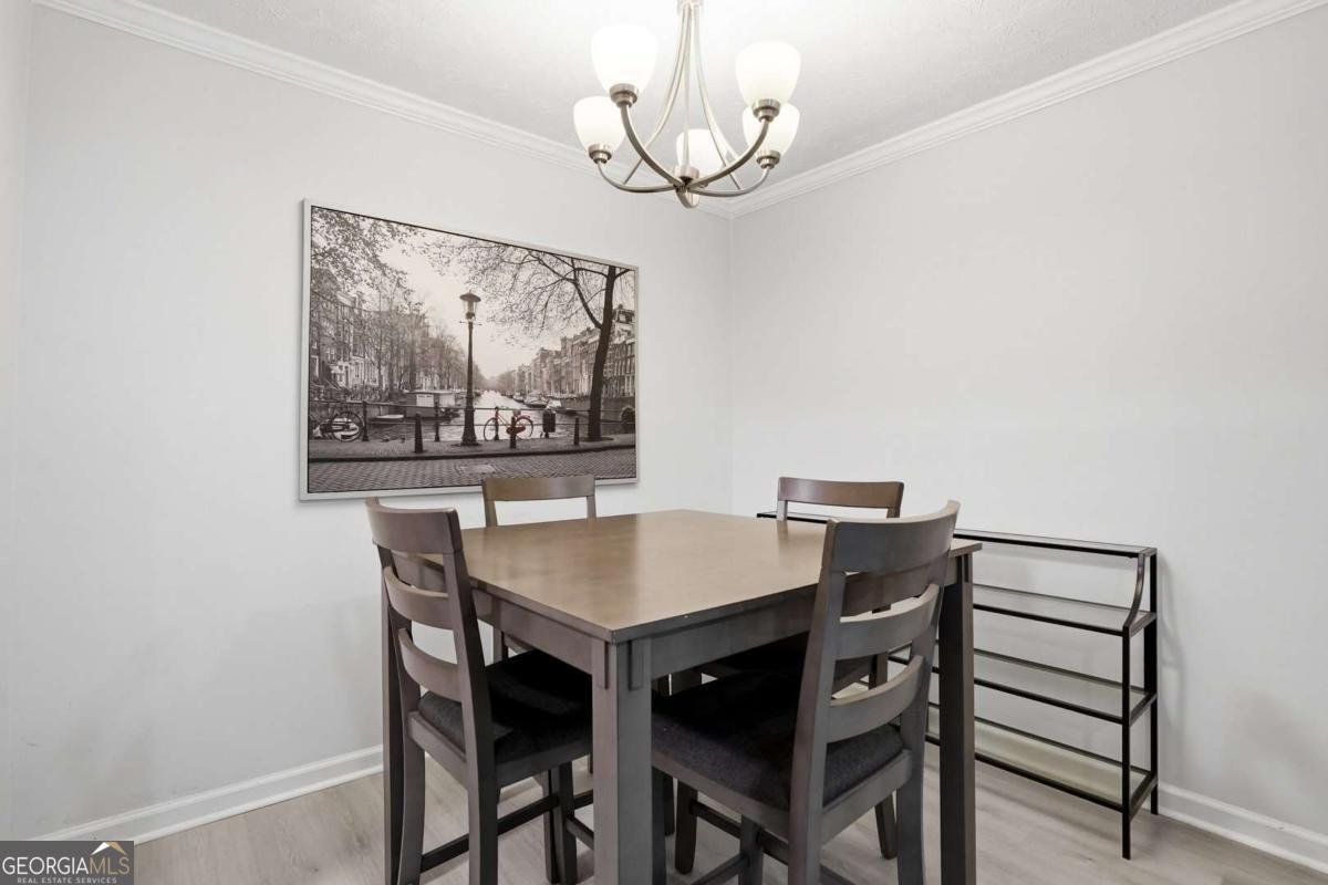 709 Summit North Drive Atlanta - Photo 7