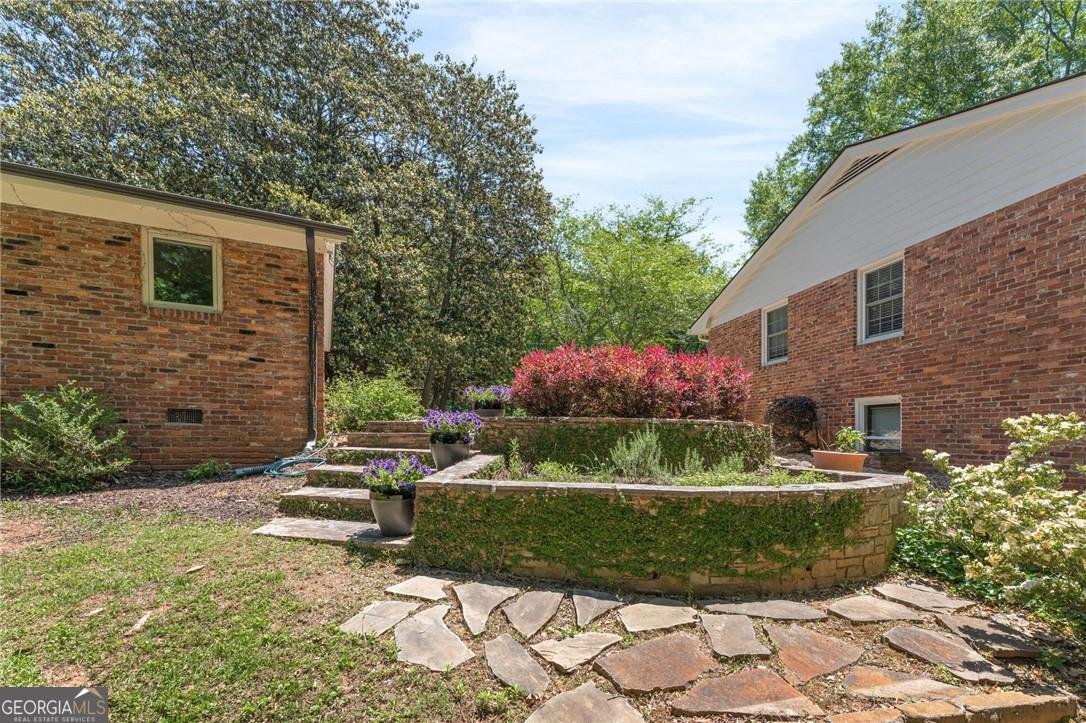 2564 Lake Flair Circle Atlanta - Photo 30