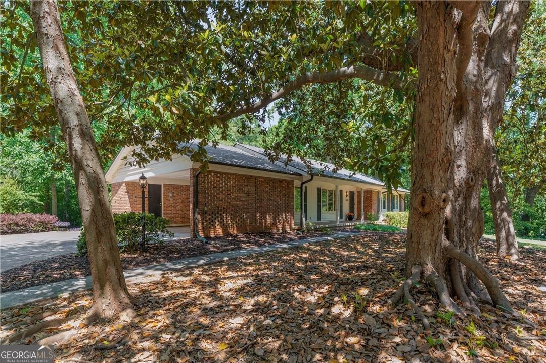 2564 Lake Flair Circle Atlanta - Photo 32