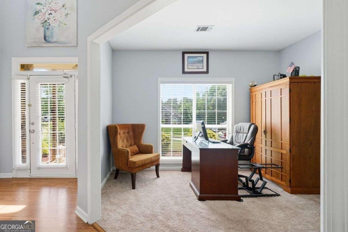 909 Shadow Ridge Circle Stockbridge - Photo 8