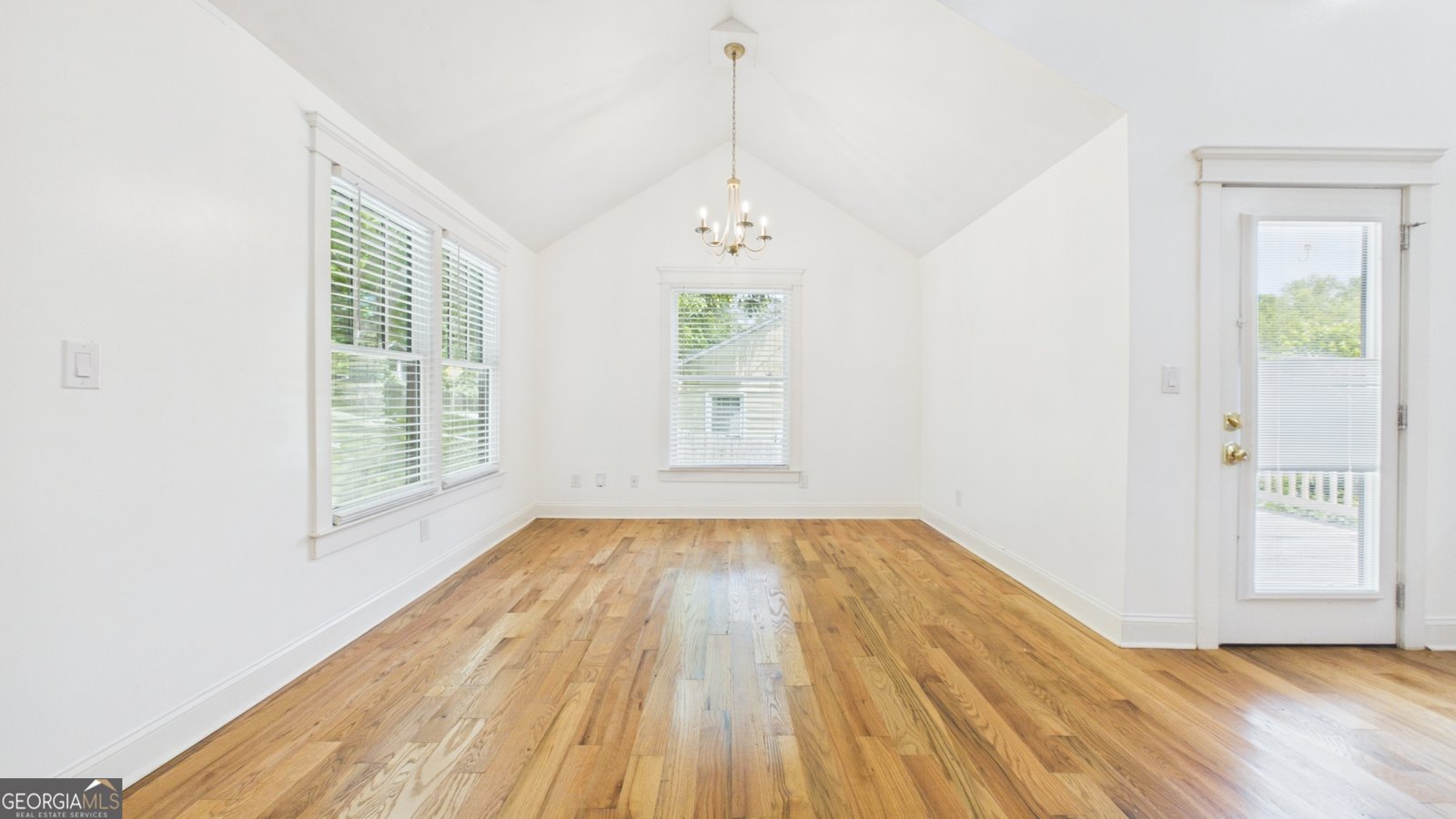 2215 Lang Drive Atlanta - Photo 9