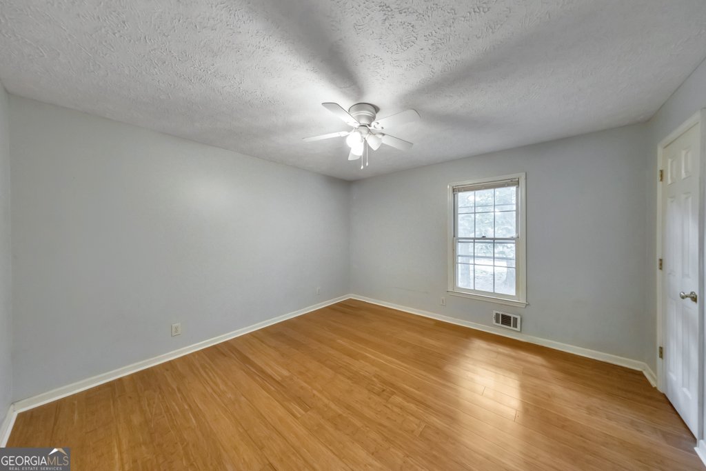 623 Peachtree Drive White - Photo 21