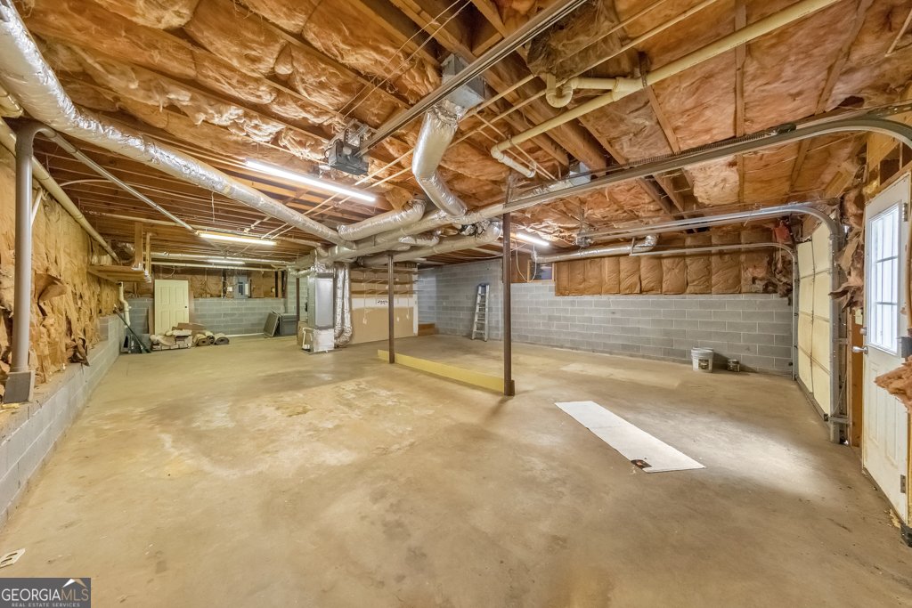 623 Peachtree Drive White - Photo 23