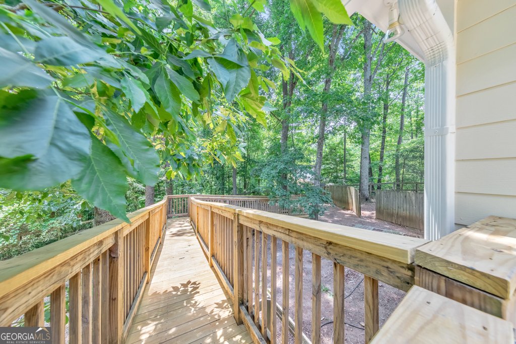 623 Peachtree Drive White - Photo 29