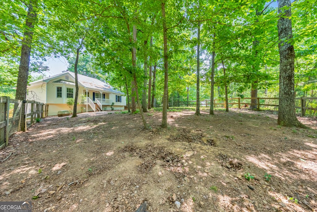 623 Peachtree Drive White - Photo 38