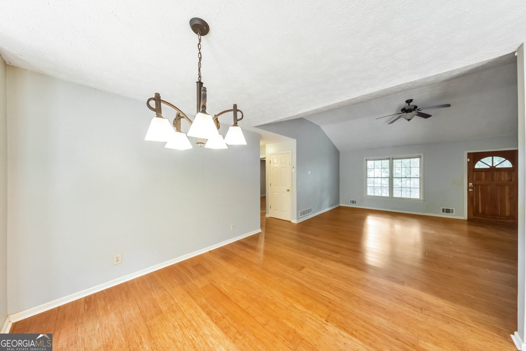 623 Peachtree Drive White - Photo 8