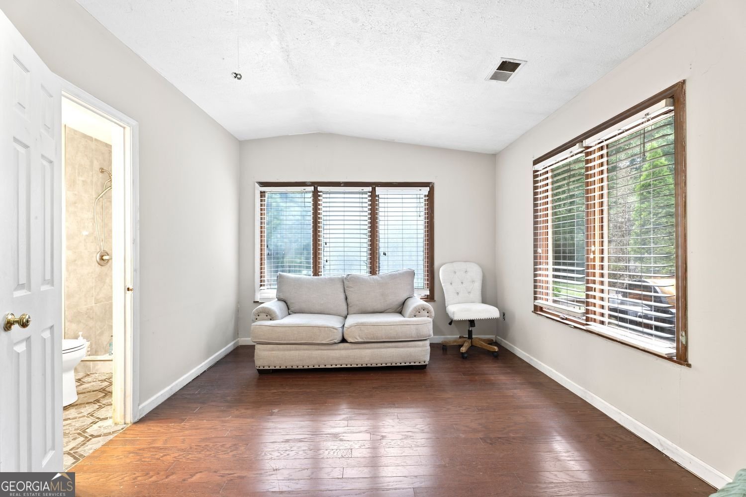 487 Warren Road Lawrenceville - Photo 6
