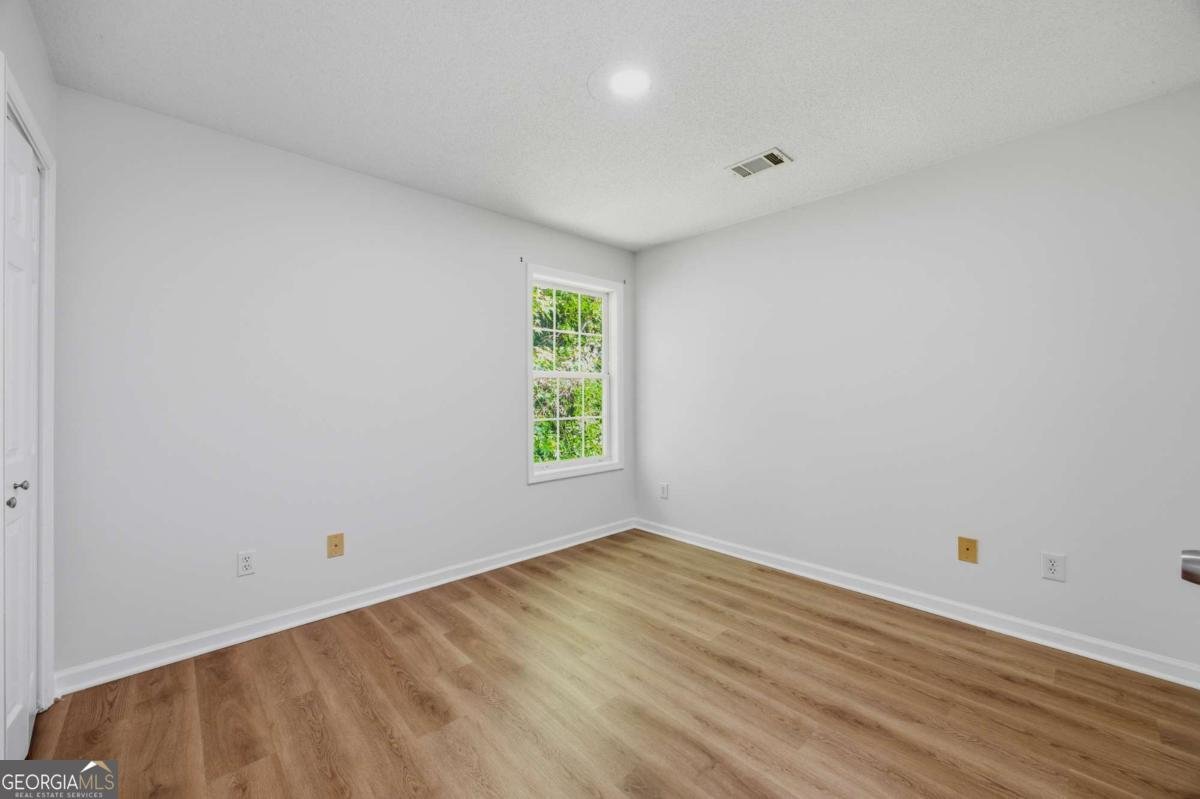 1094 Cliftwood Drive Riverdale - Photo 13