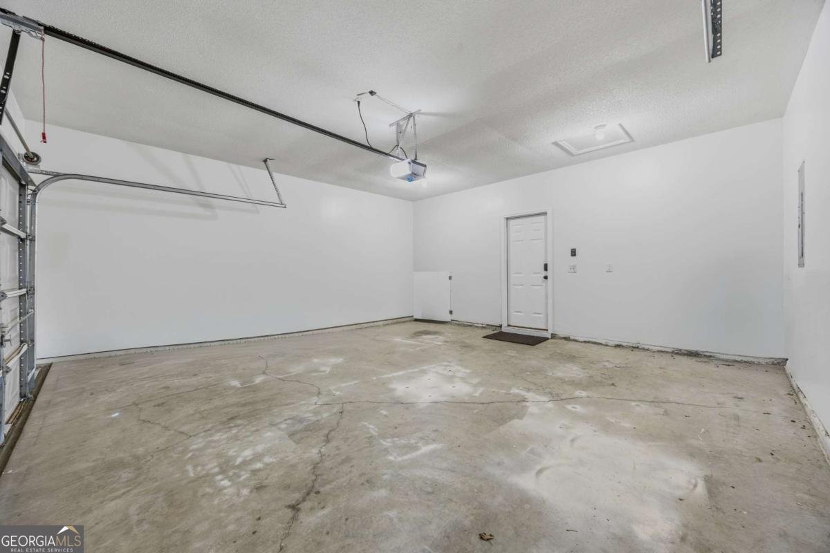1094 Cliftwood Drive Riverdale - Photo 25