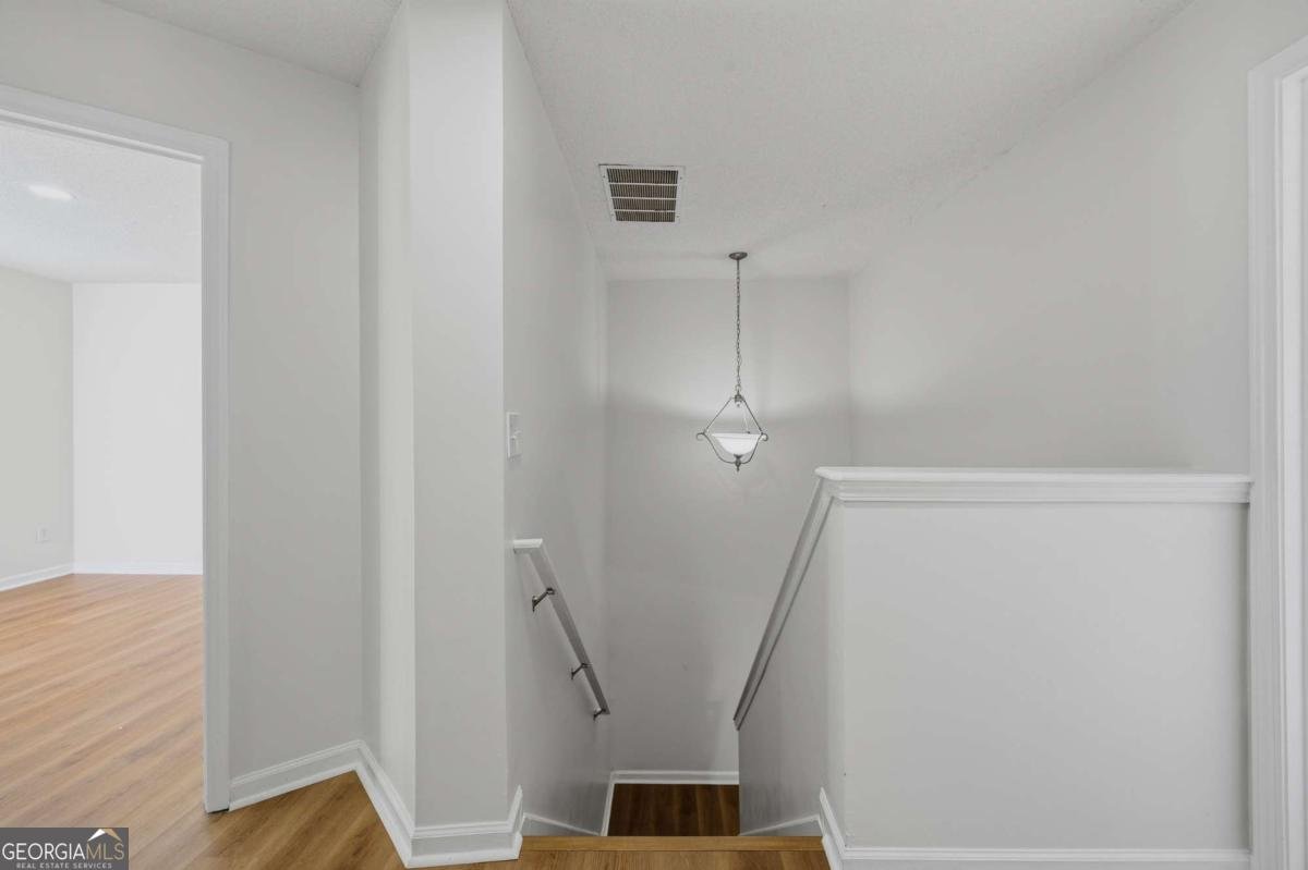 1094 Cliftwood Drive Riverdale - Photo 33