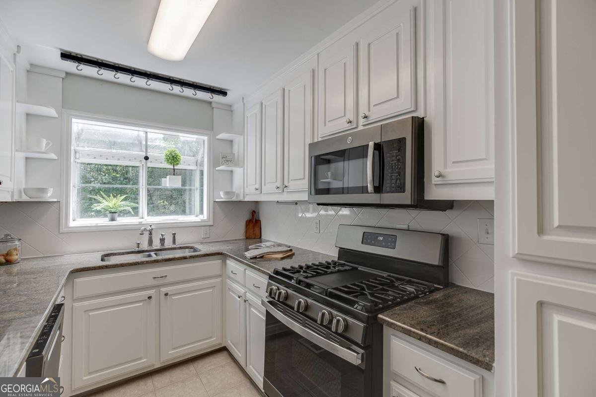 3173 Parkridge Crescent Chamblee - Photo 17