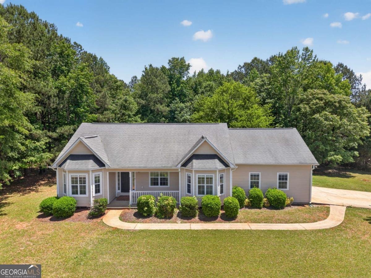240 Ashley Trace Drive Locust Grove - main photo