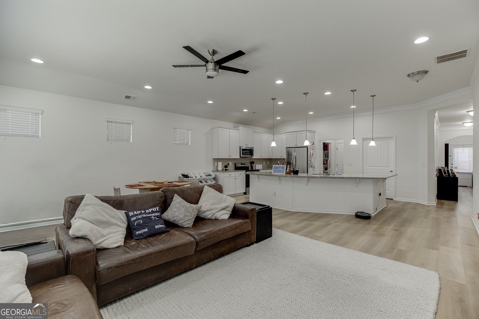 381 Eagles Bluff Way Hoschton - Photo 11