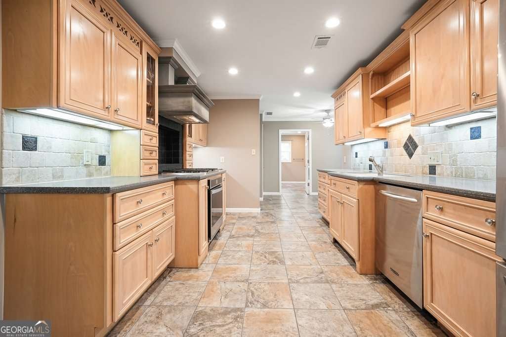 2422 Stockton Drive Marietta - Photo 13