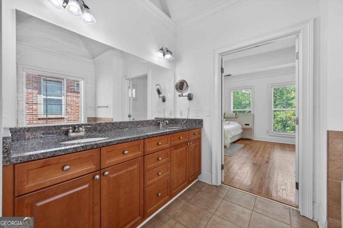 2492 Crescent Park Court Atlanta - Photo 17