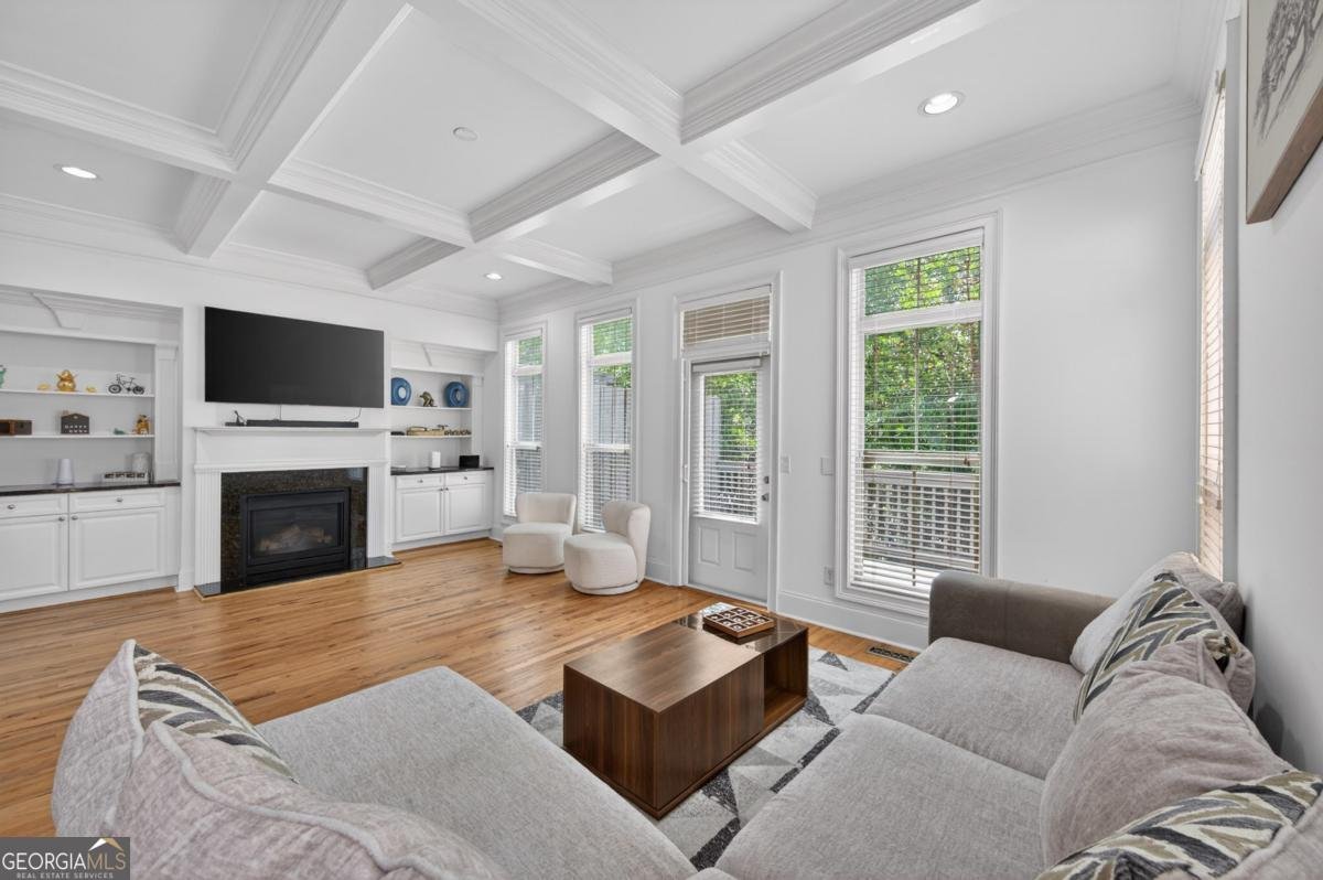 2492 Crescent Park Court Atlanta - Photo 8
