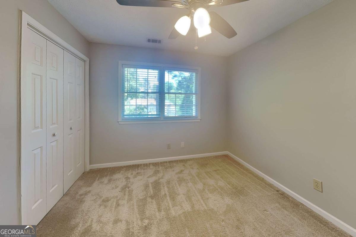 11195 Surrey Park Trail Duluth - Photo 15