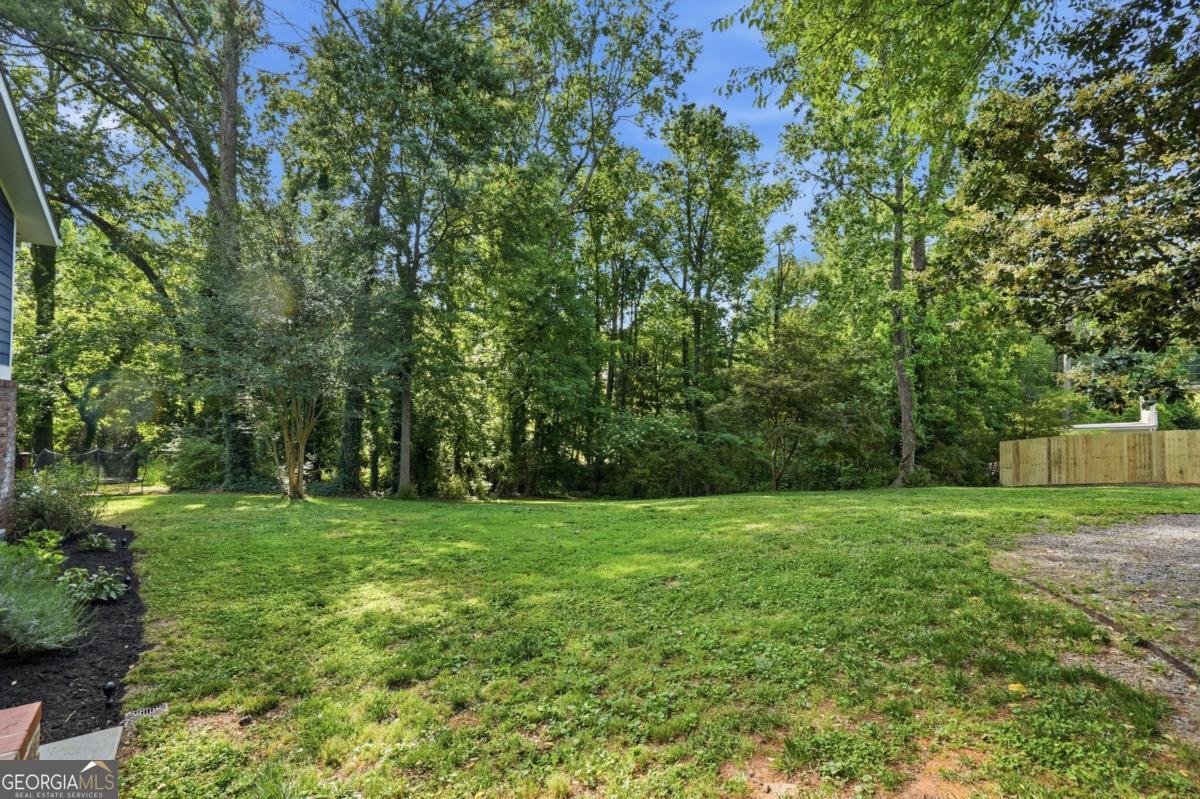2484 Marguerite Place Marietta - Photo 18