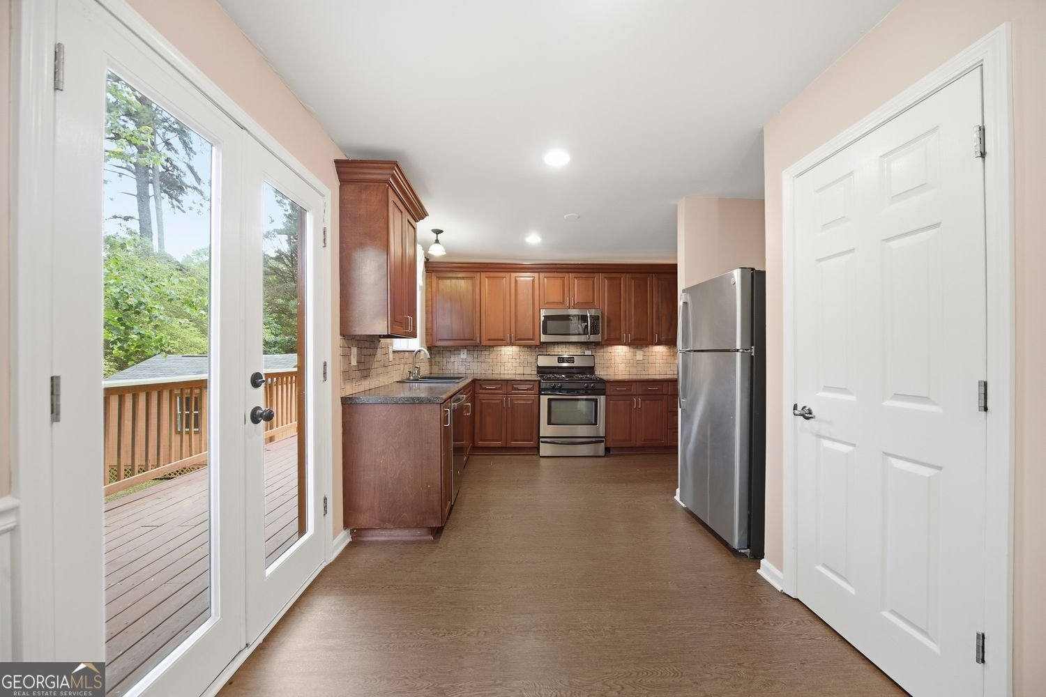 110 Yately Court Johns Creek - Photo 12