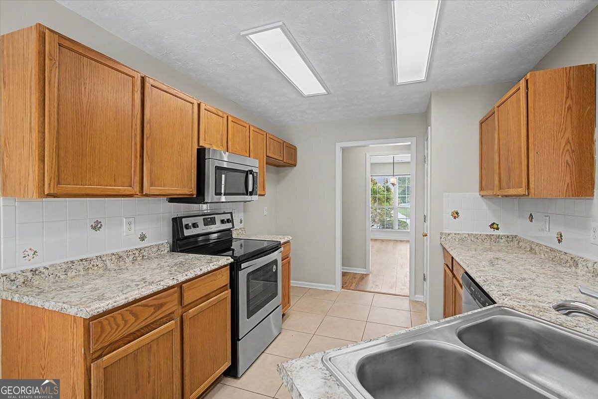 2575 Hamilton Parc Lane Buford - Photo 15