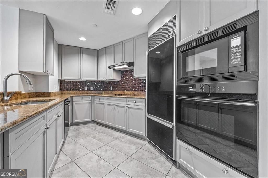 700 Park Regency Place Atlanta - Photo 6