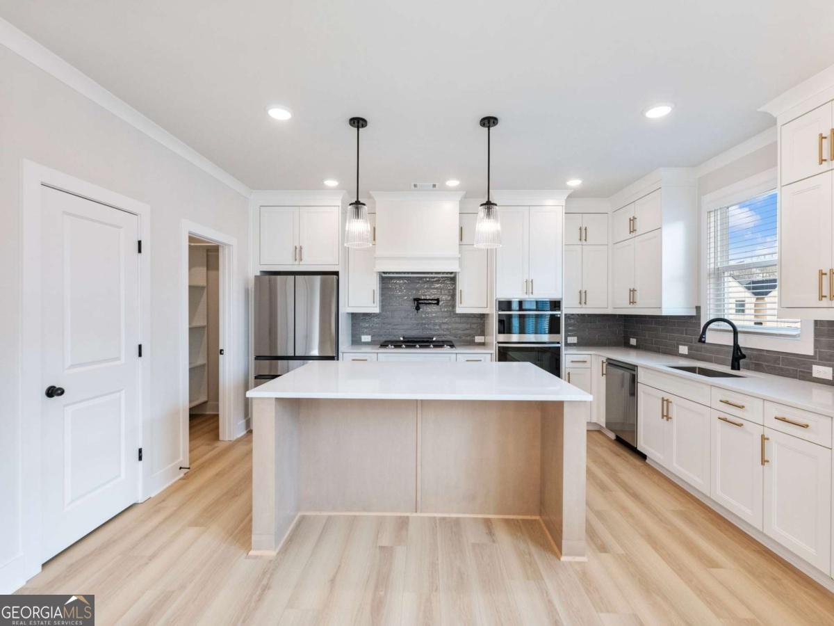 4456 Hosch Reserve Court Buford - Photo 10