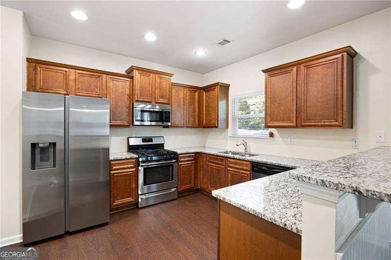 223 Jefferson Avenue Canton - Photo 9