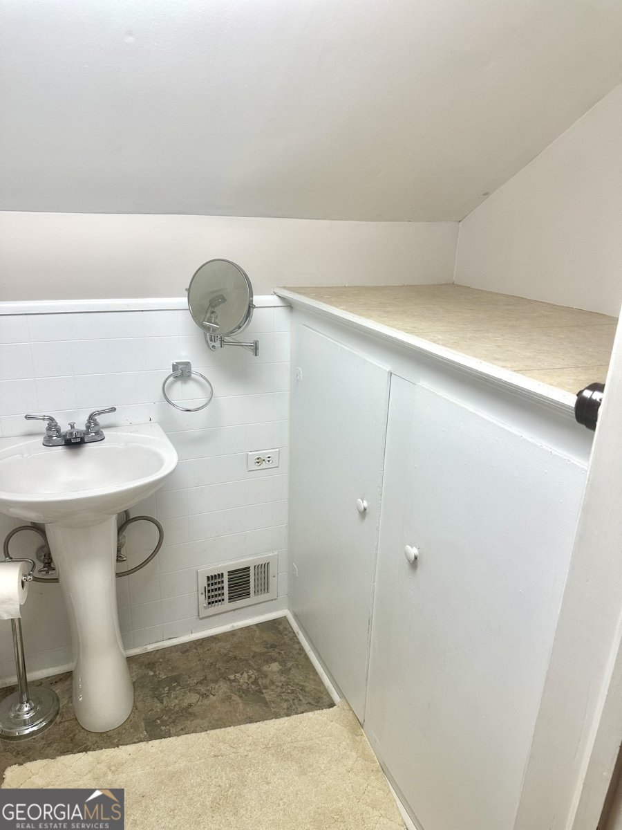 704 Woodland Dr Griffin - Photo 33