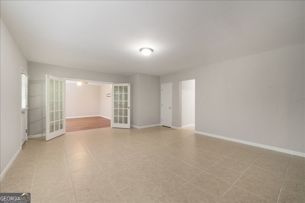 5745 VILLAGE Loop Fairburn - Photo 36