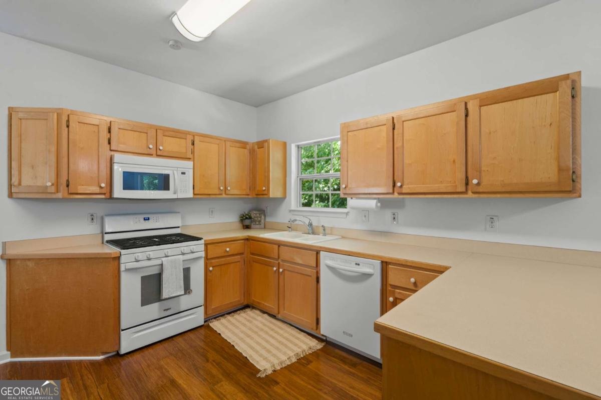 4860 Meadow Overlook Drive Cumming - Photo 10