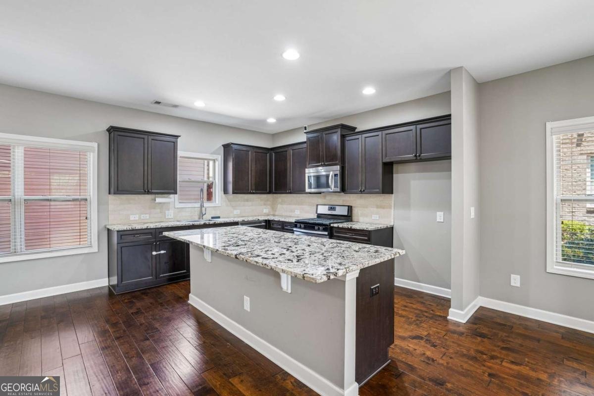 4199 Baverton Drive Suwanee - Photo 15