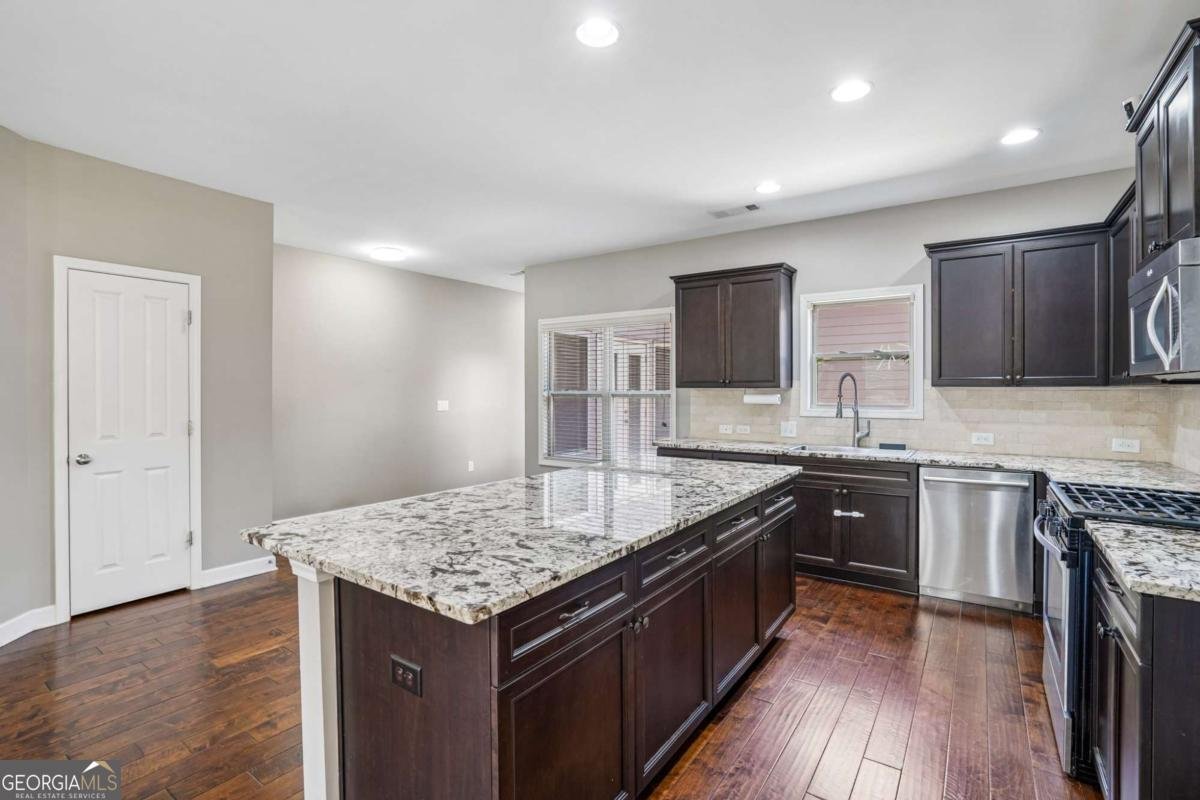 4199 Baverton Drive Suwanee - Photo 17