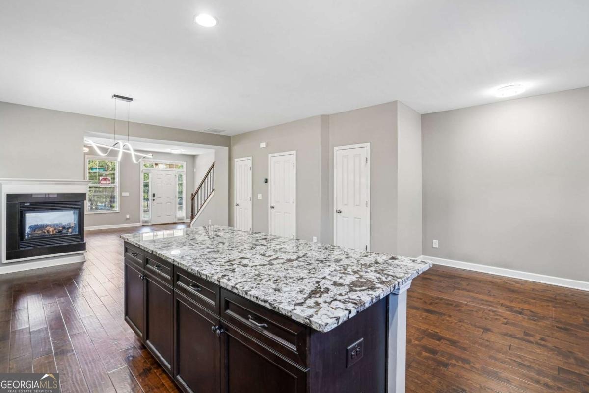 4199 Baverton Drive Suwanee - Photo 19