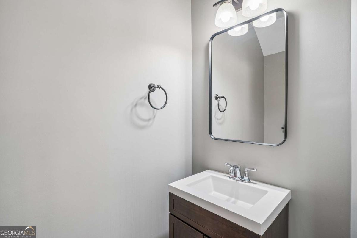 4199 Baverton Drive Suwanee - Photo 32