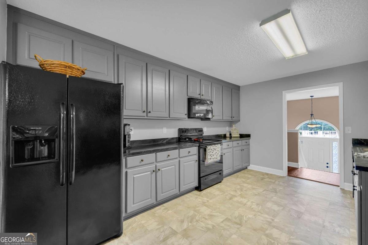 335 Elizabeth Court Colbert - Photo 11