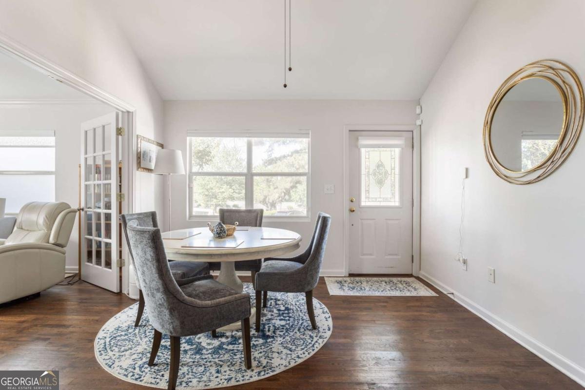 1530 Stone Gate Lane Atlanta - Photo 6