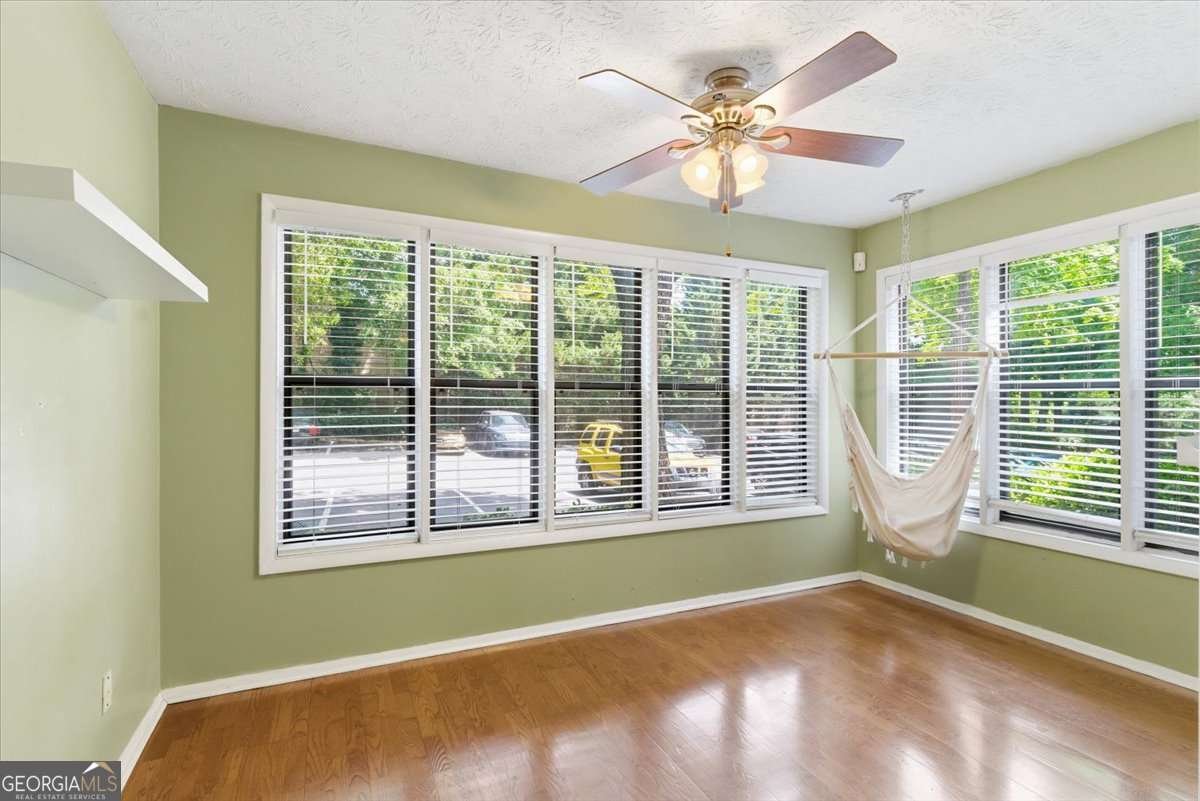 1011 Summit North Drive Atlanta - Photo 12