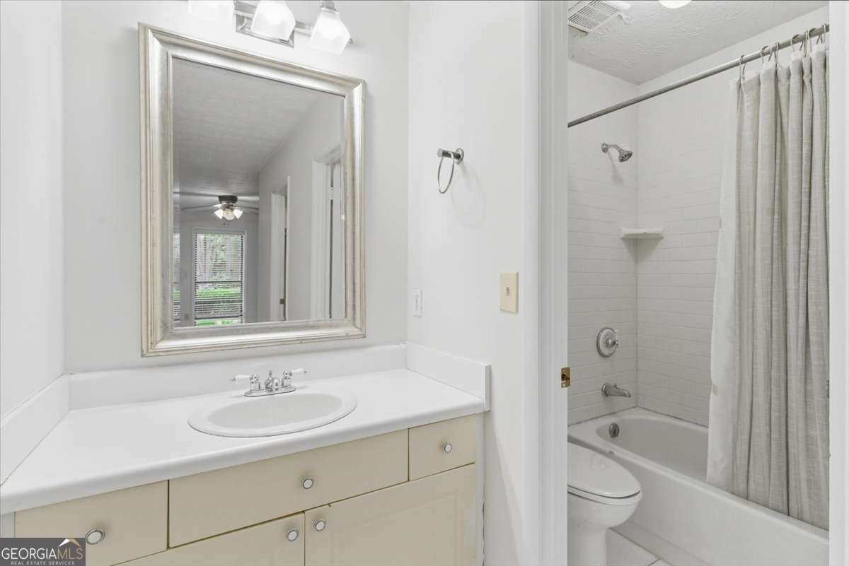 1011 Summit North Drive Atlanta - Photo 18