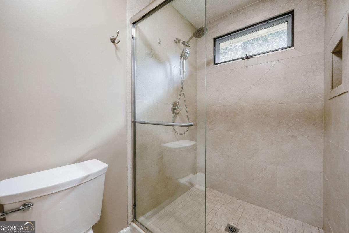 245 Emily Drive Lilburn - Photo 19