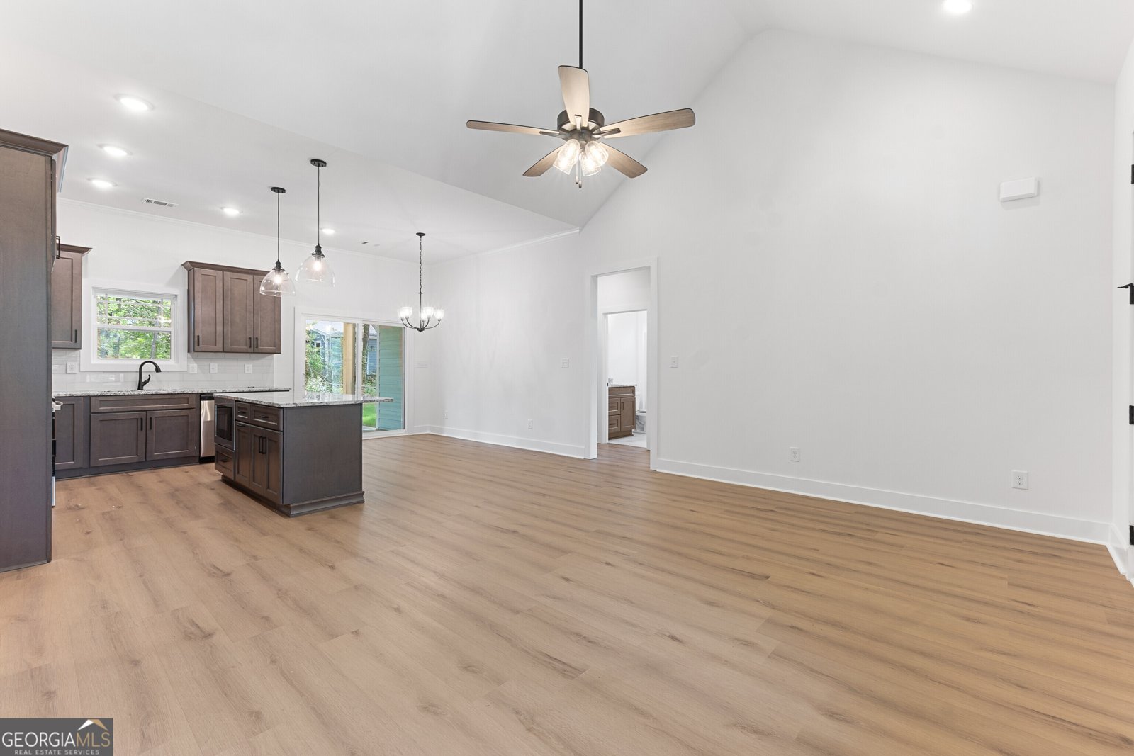 116 Merri Valley Road Warner Robins - Photo 7