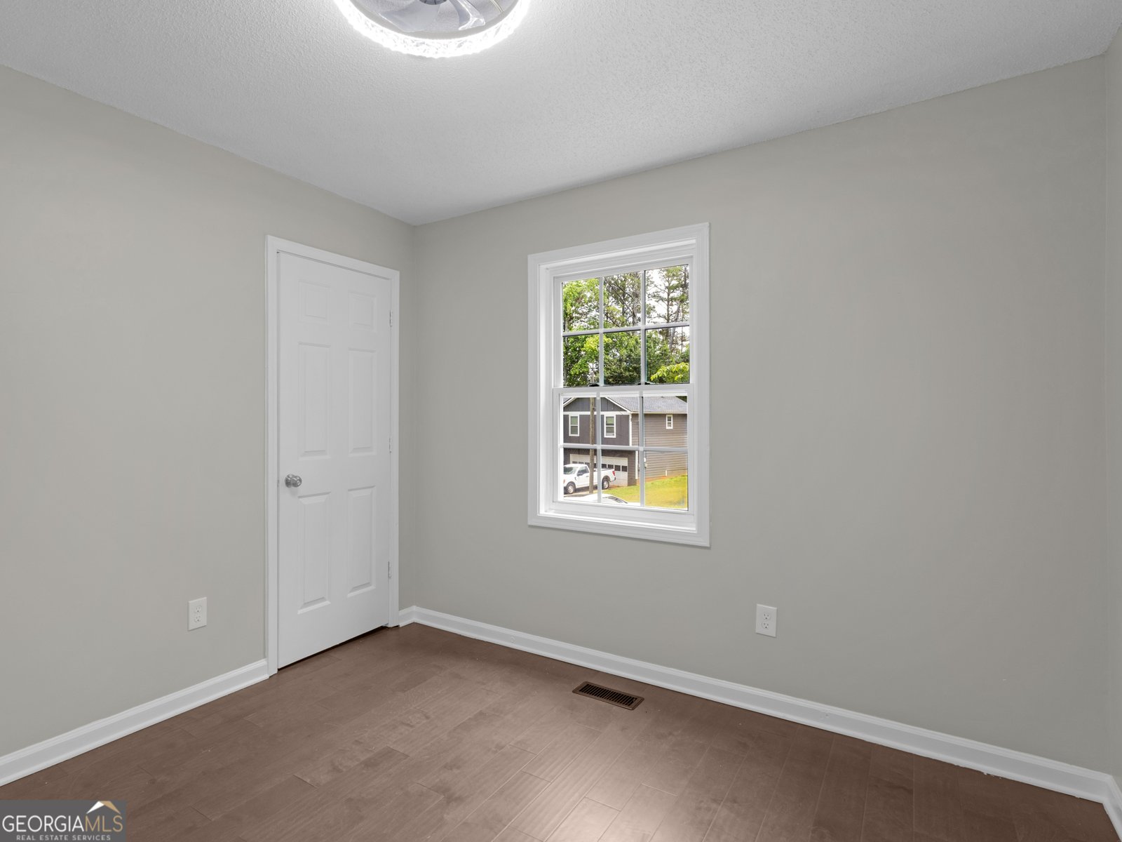 225 Hampton Drive Dallas - Photo 23