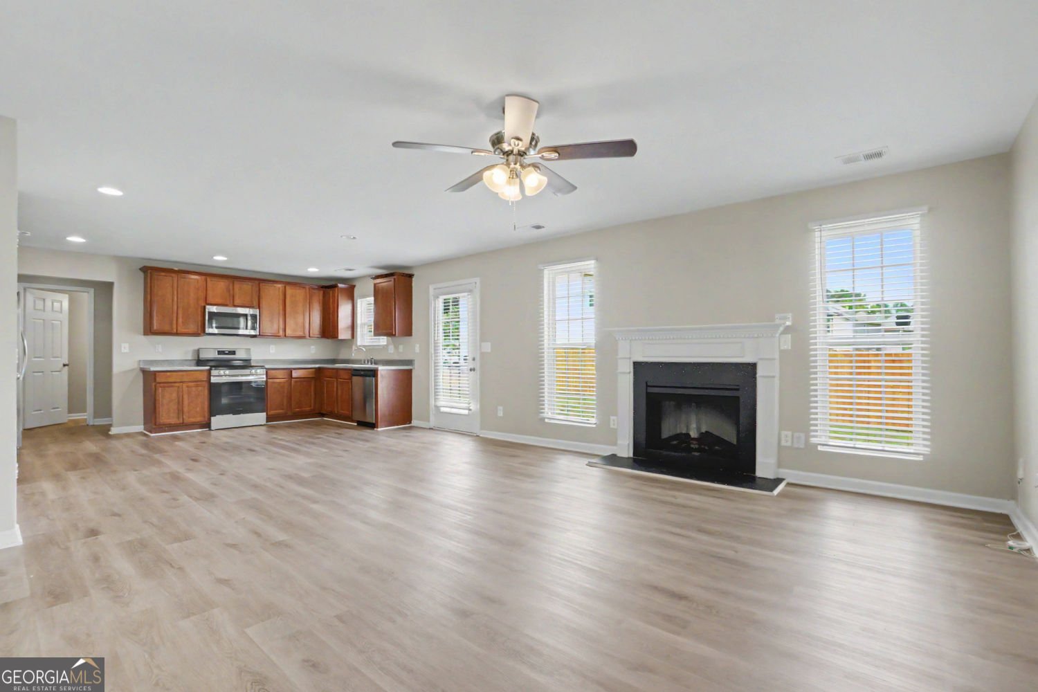 375 Walton View Fairburn - Photo 10