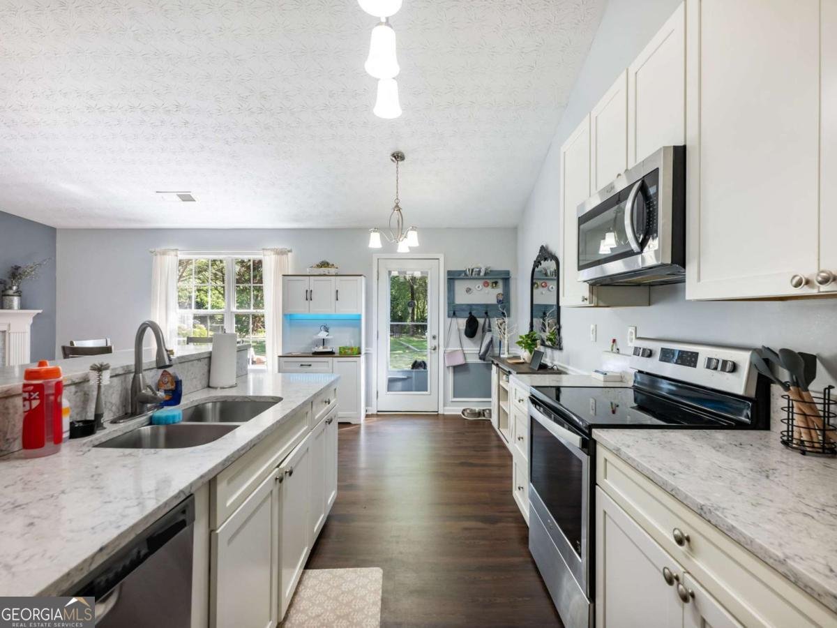 95 Joshua Way Hoschton - Photo 11